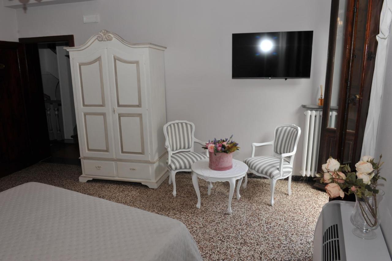 Dimora Sotto La Rocca Hotel San Miniato Kültér fotó
